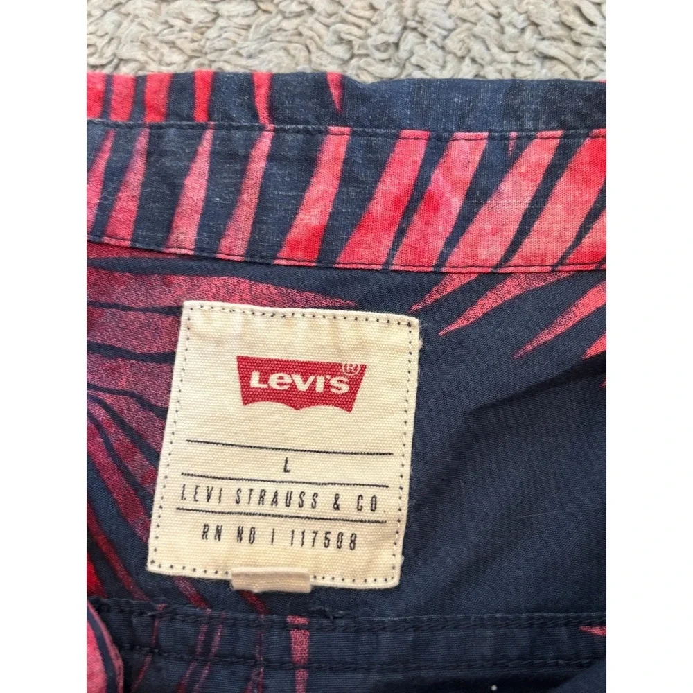 Levis Shirt Mens Large Blue Red Palm Leaves Beachy Casual Vacay Tropical